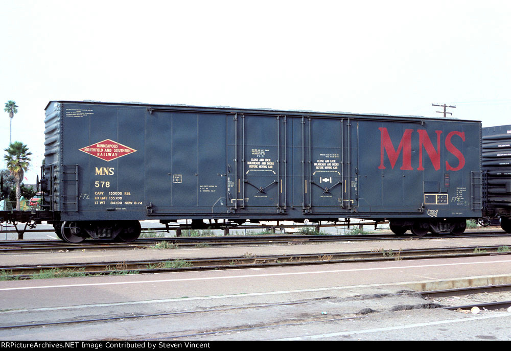 Minneapolis Nortfeild & Southern 50' RBL box MNS #578